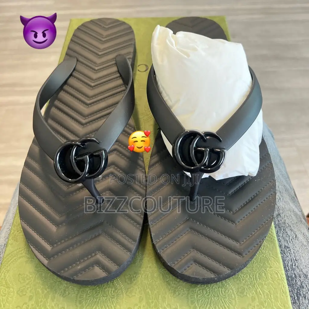 Original GUCCI Slippers Available in Store
