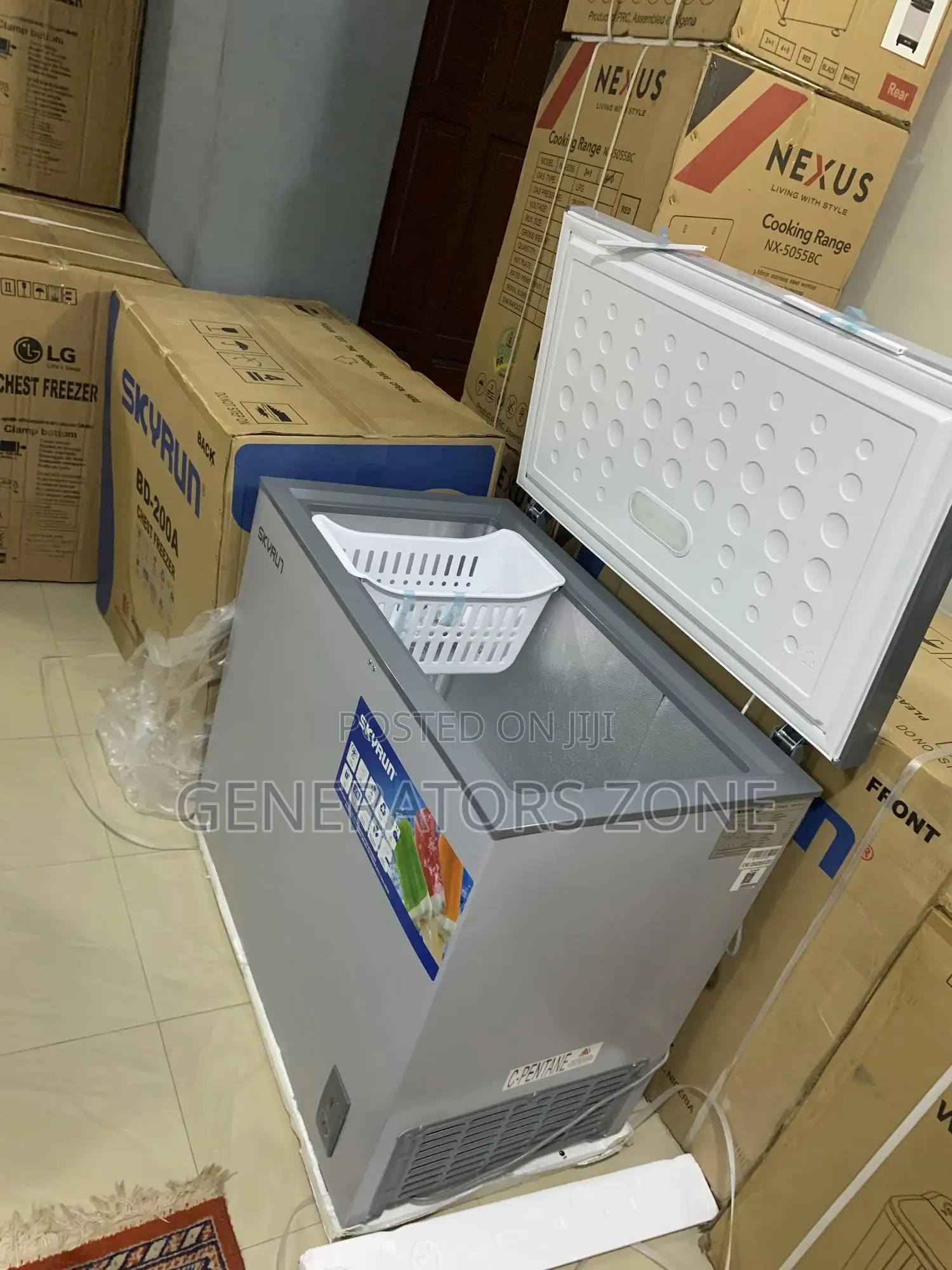 Popular Skyrun 200L Chest Freezer With Lock