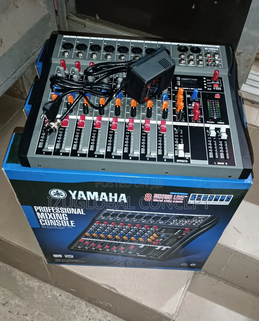 Yamaha Mixer 8channel Console