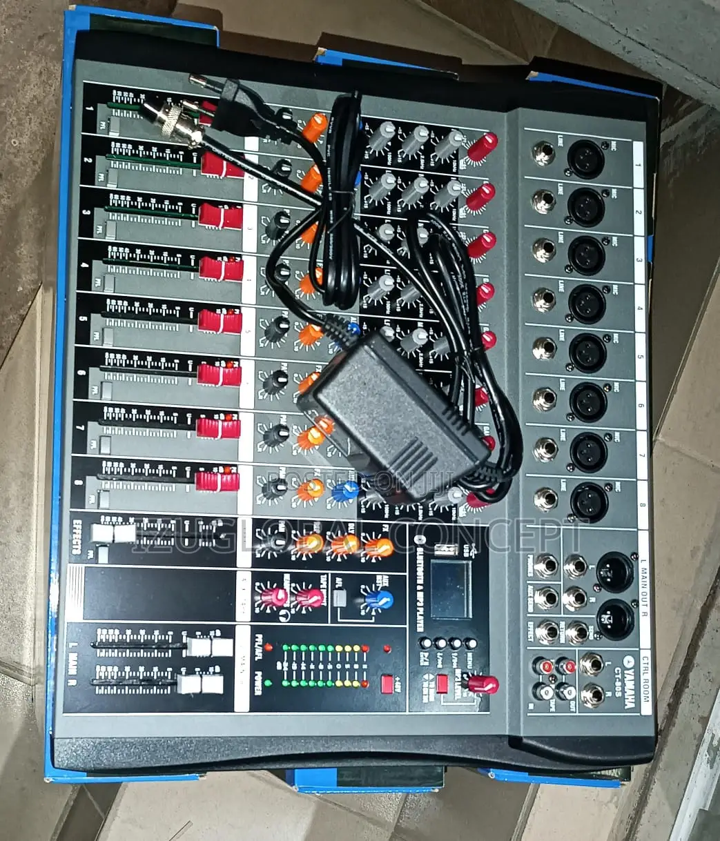 Yamaha Mixer 8channel Console