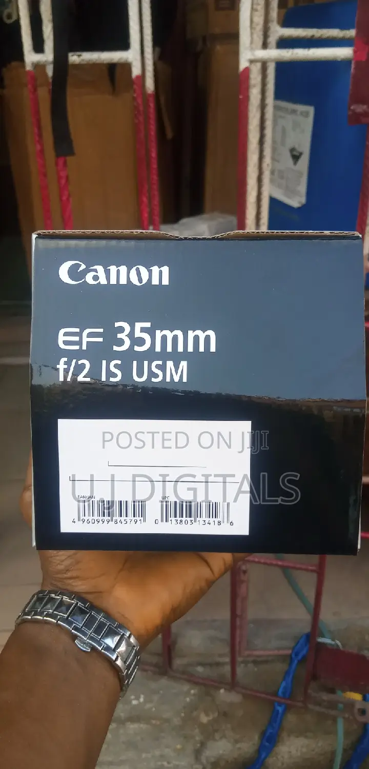 Canon EF 35mm F/2 Usm
