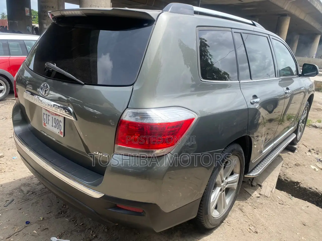 Toyota Highlander Limited 3.5l 4WD 2013 Gray