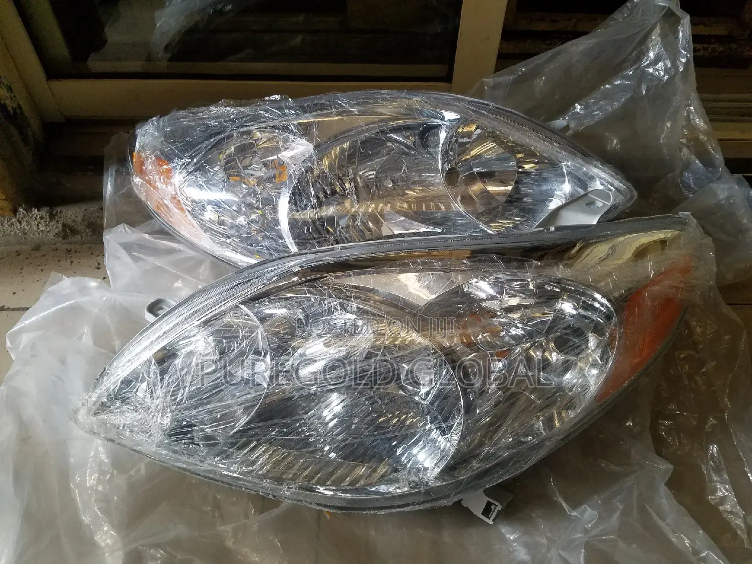 Matrix Headlamp 2006 Model