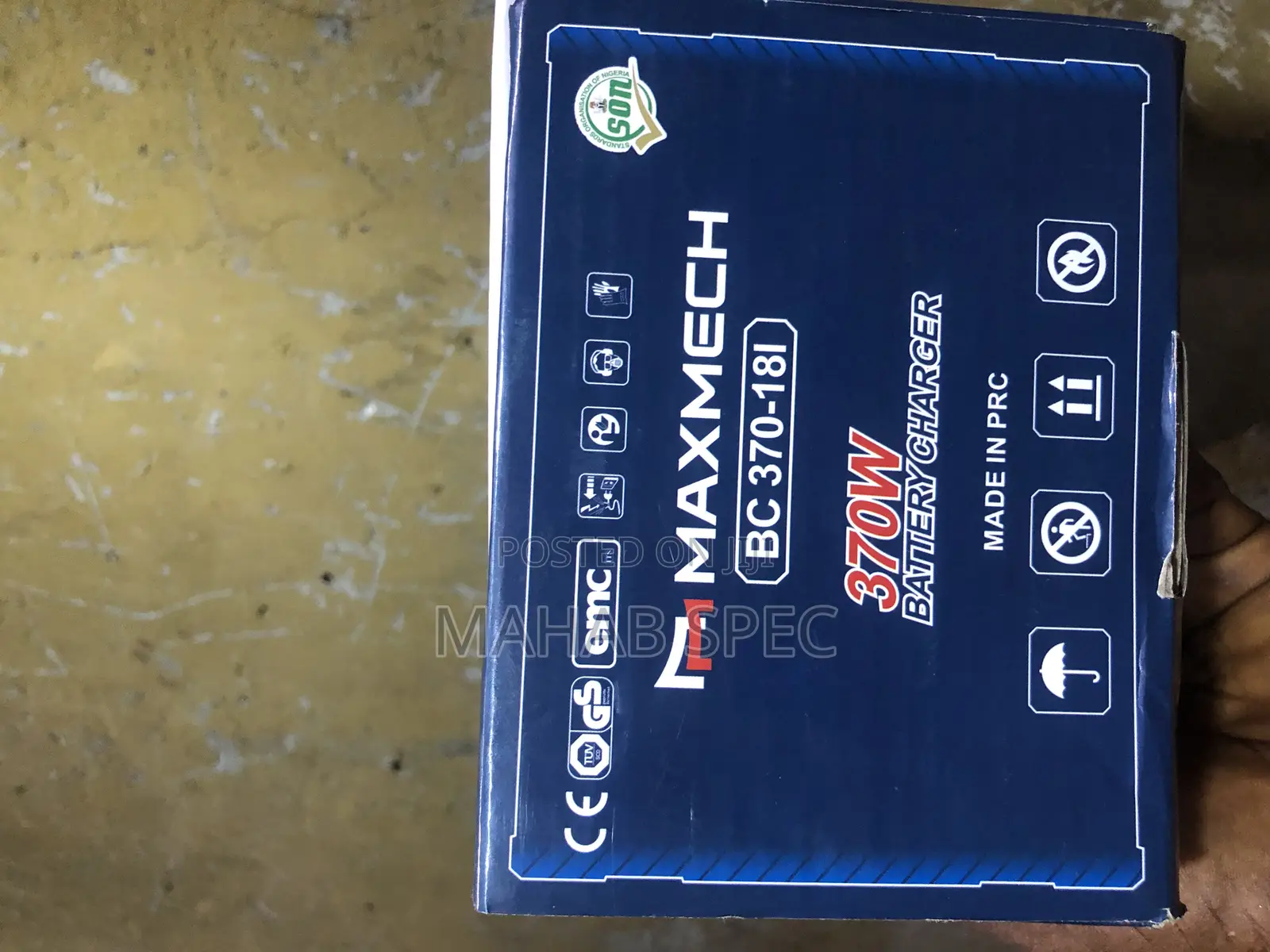 Battery Charger 12/24v 370W