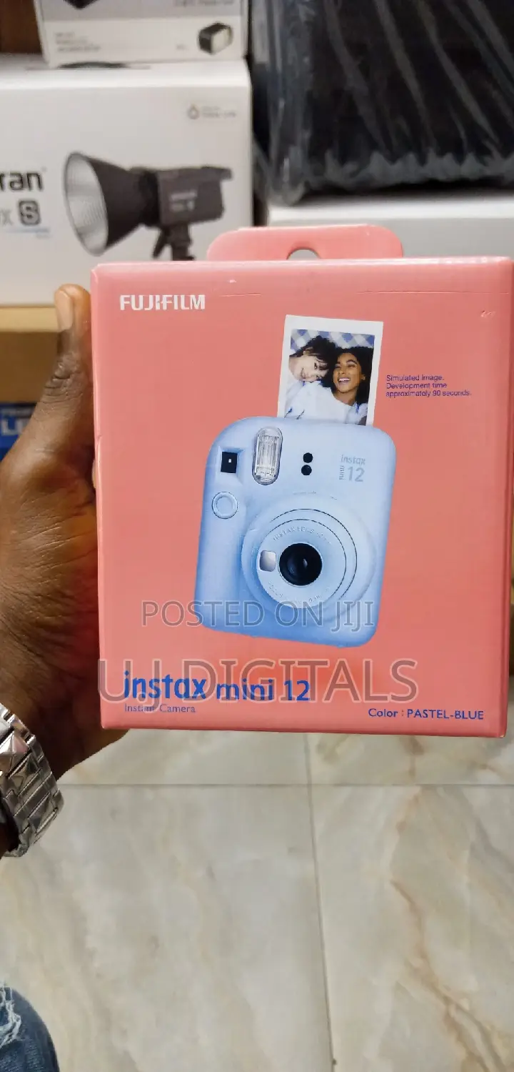 Fujiflim Instax Mini 12 Camera