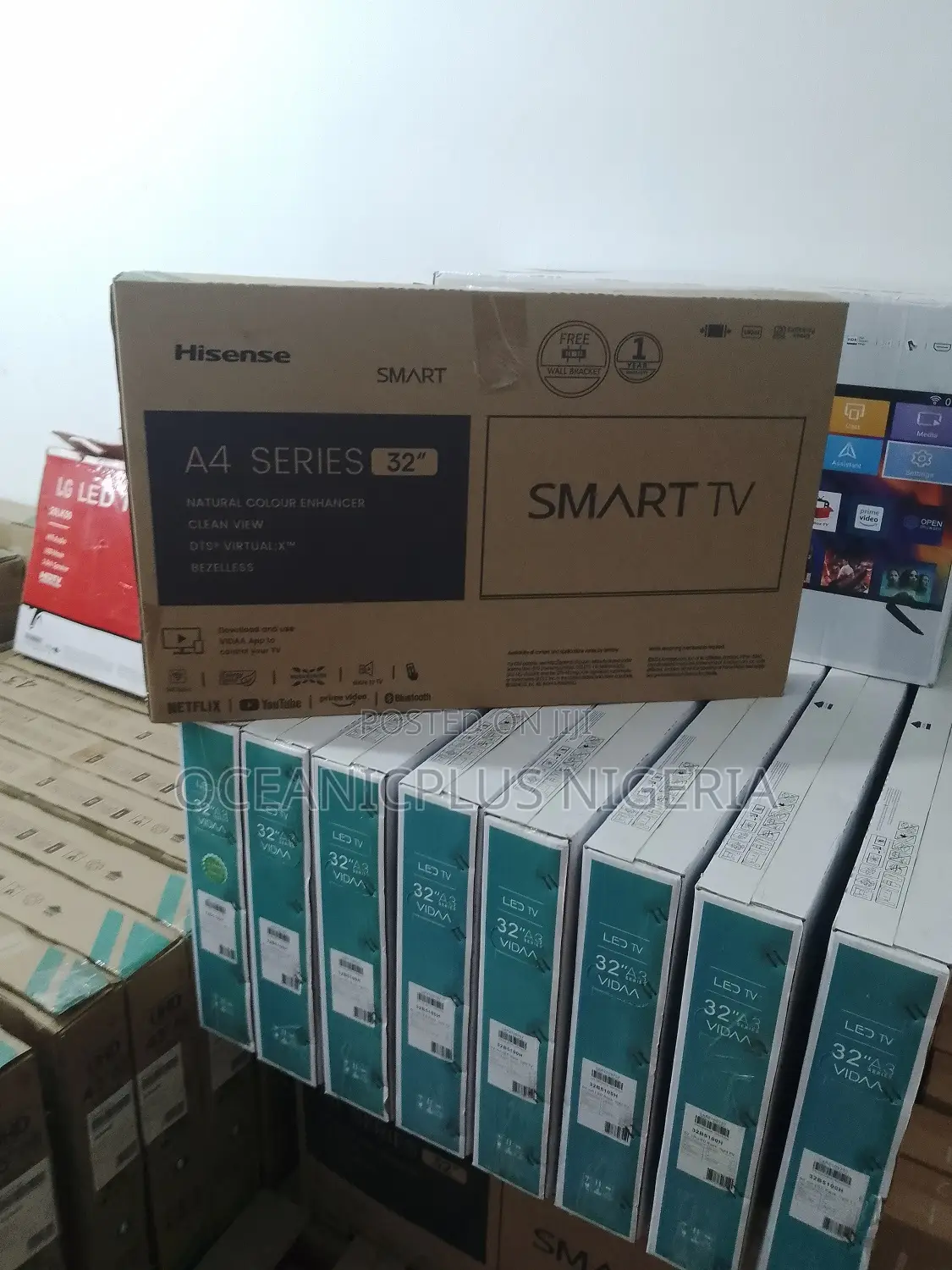 Hisense 32 Inch Smart LED Tv.