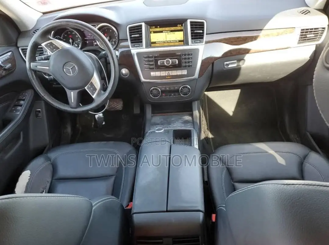 Mercedes-Benz M Class ML 350 4Matic 2012 Gray