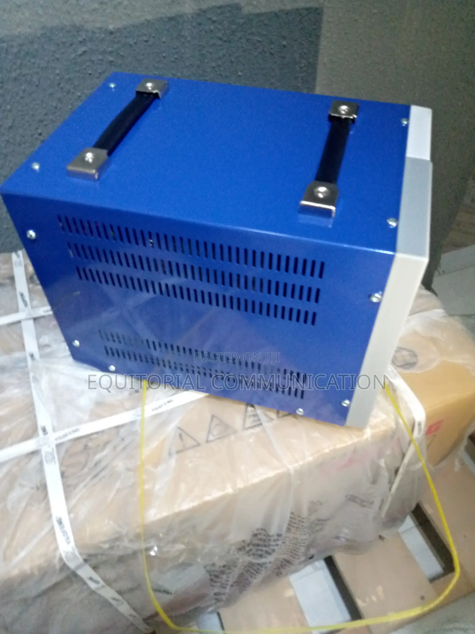 Duravolt - 5000w Stabilizer