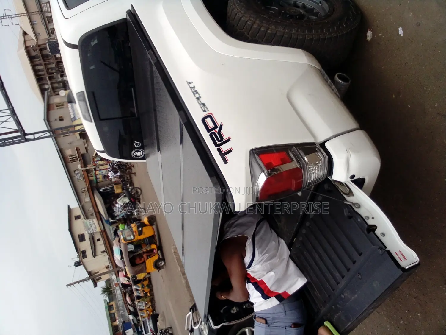 For Toyota Tacoma