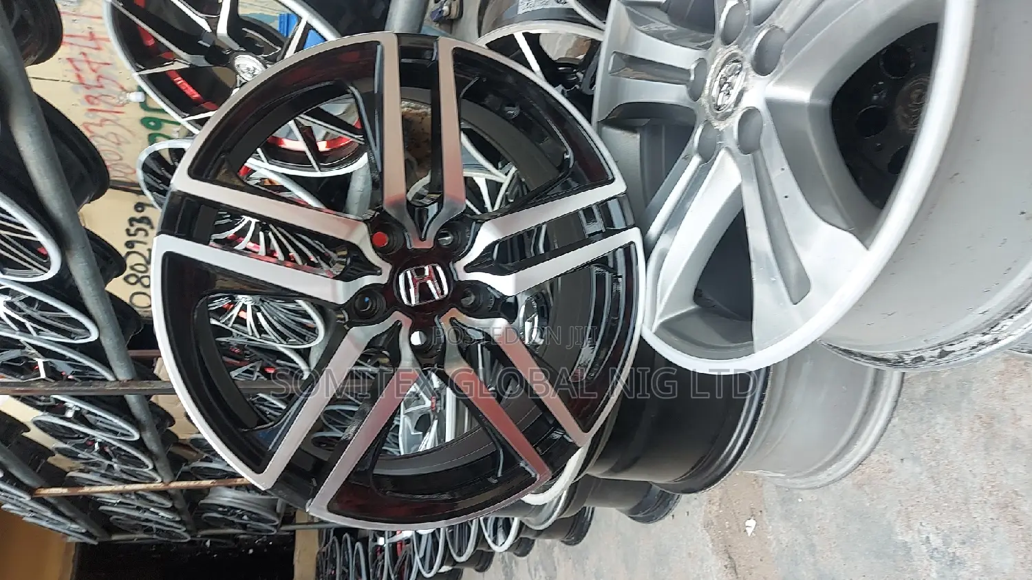 Honda Alloyed Rim!!