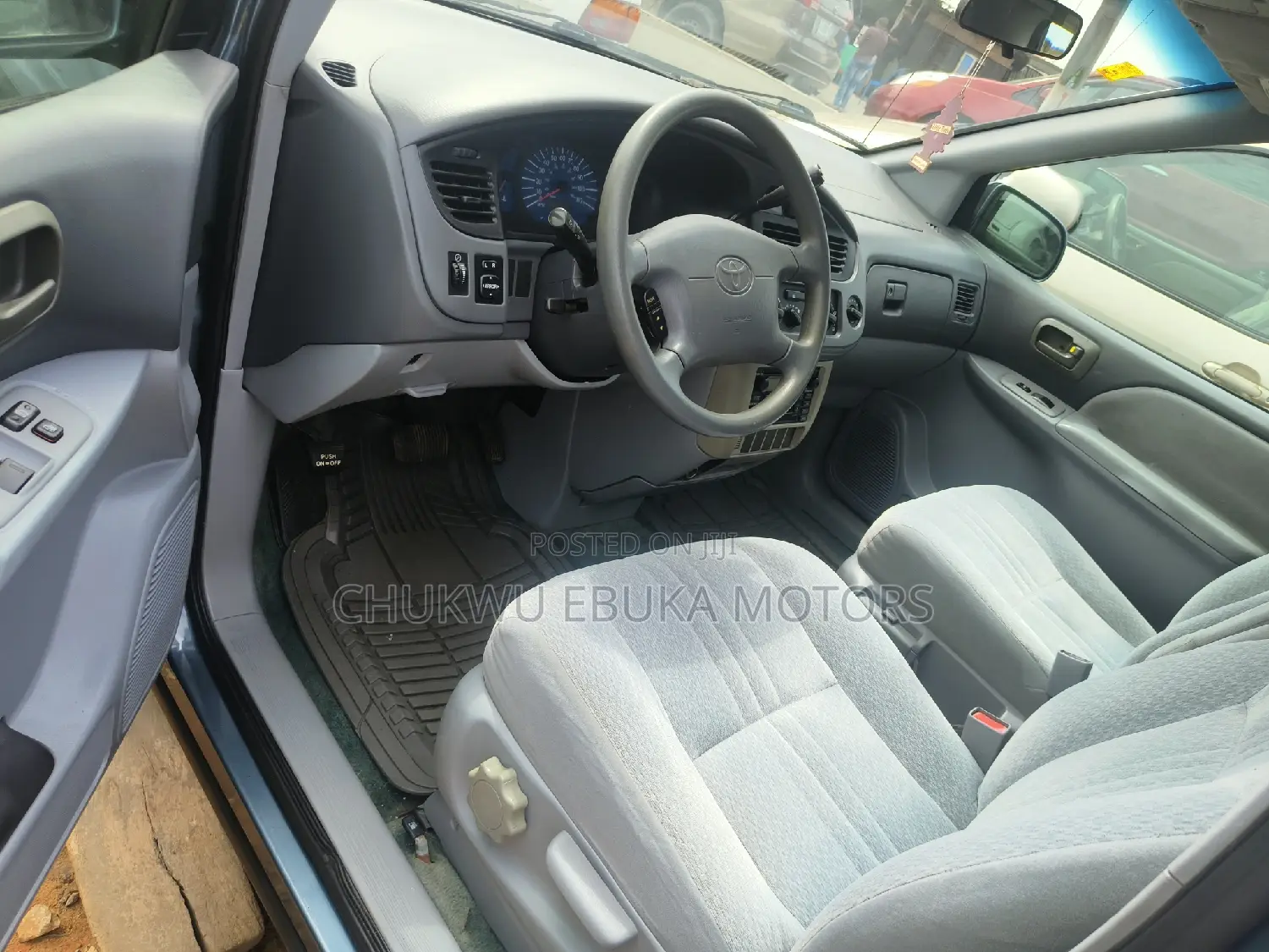 Toyota Sienna CE 2002 Blue
