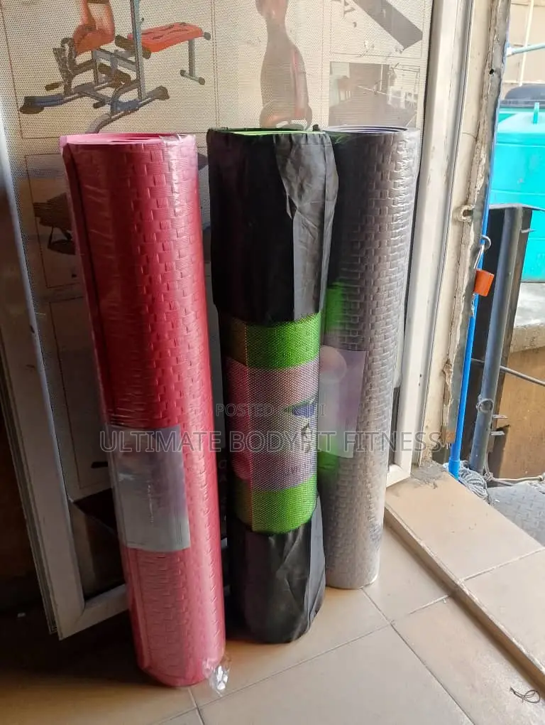 Brand New 10mm by 81cmx183cm Yoga Mat