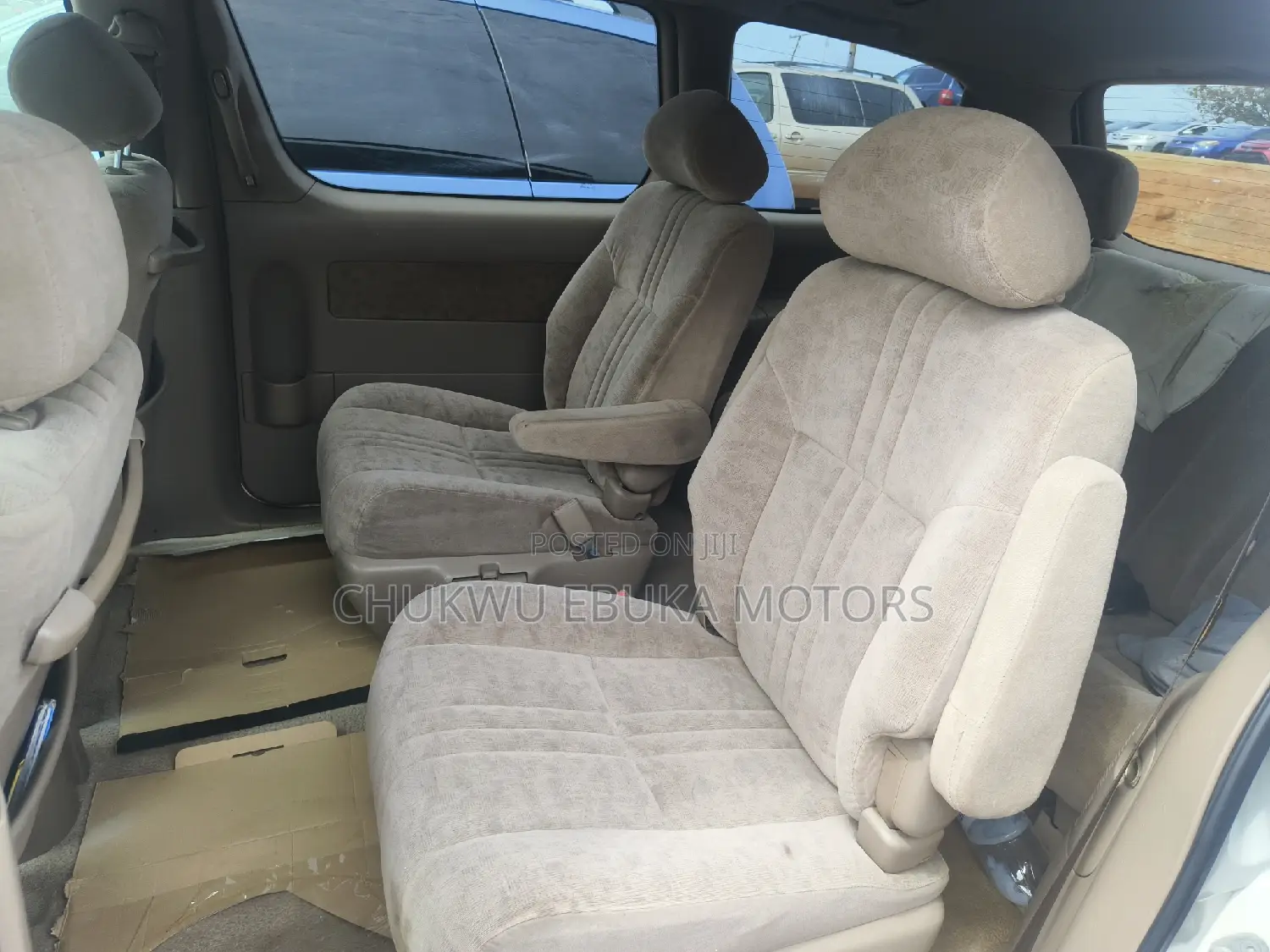 Toyota Sienna XLE 2002 White