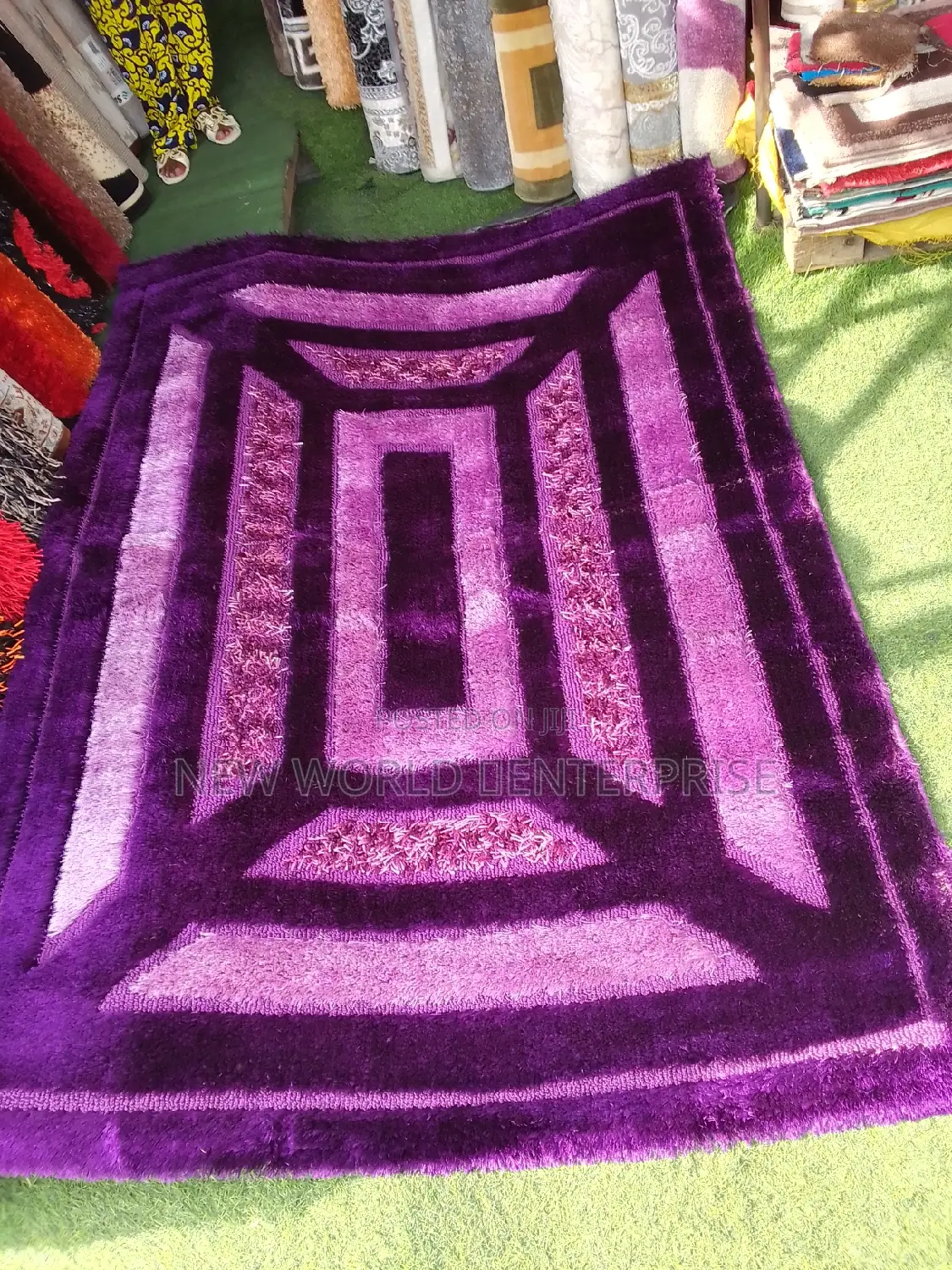 Modern Shaggy Rug