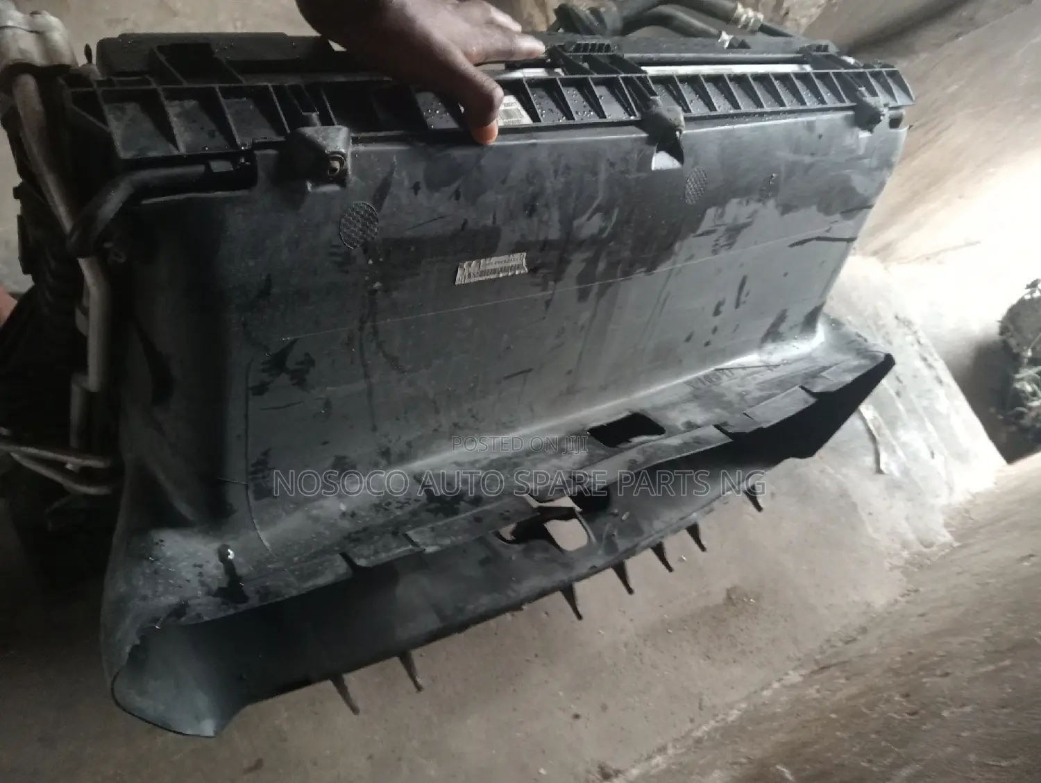 Radiator and Condenser and Fan Porsche Panamera