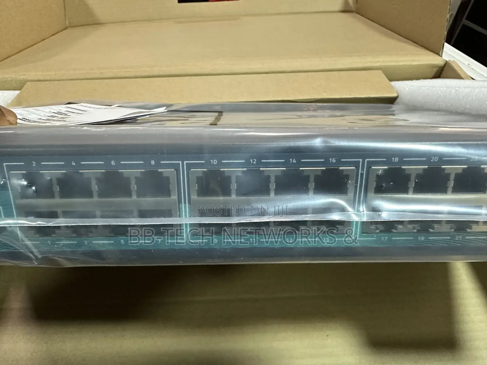 Netpro NPG-24-300W 26-Port Gigabit Intelligent Poe Switch