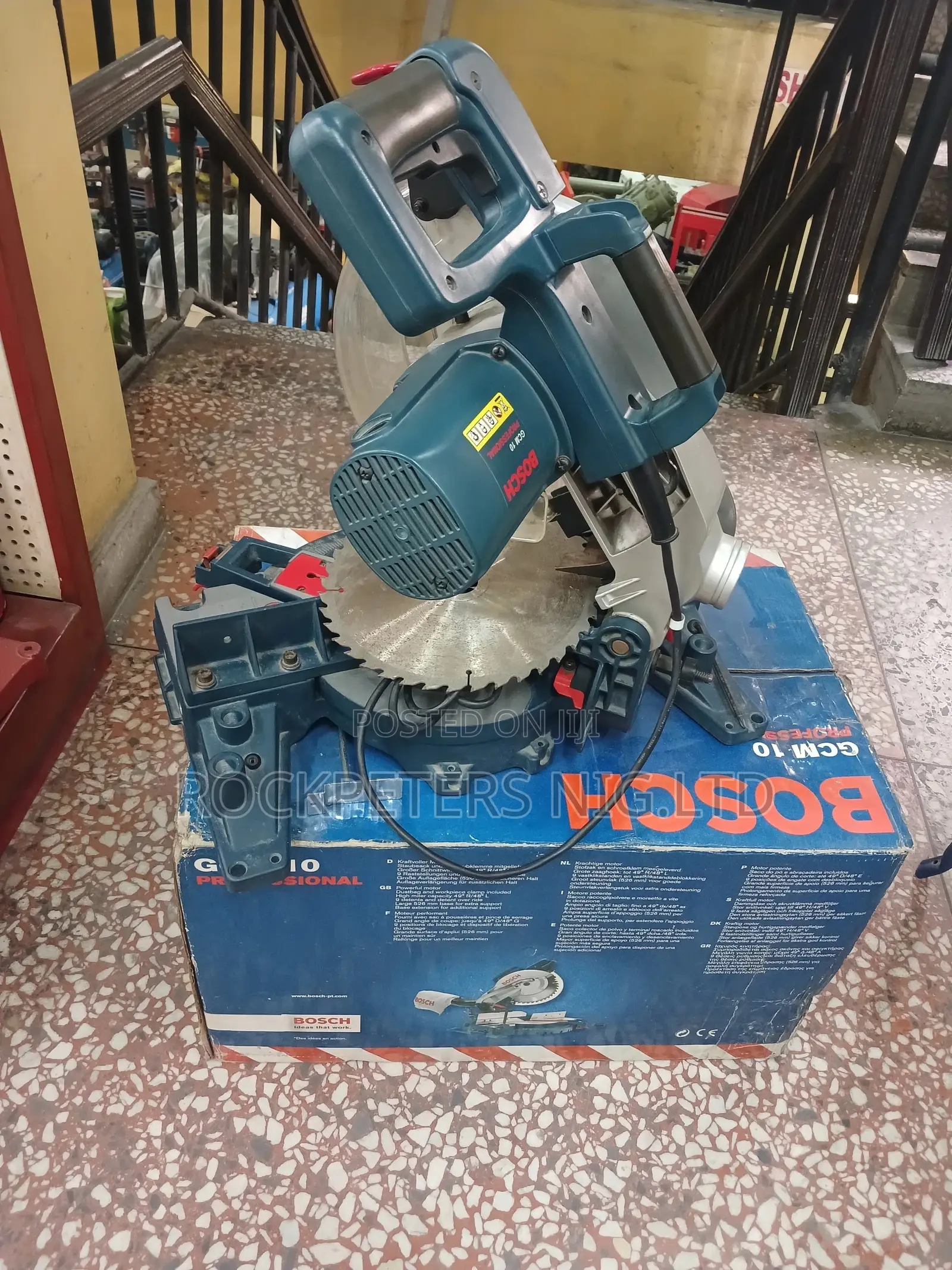 Bosch GCM 10 Professional Sliding Mitre Saw