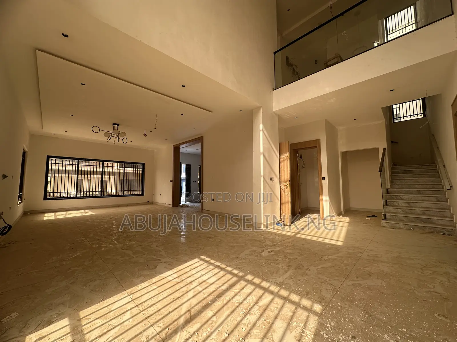6bdrm Duplex in Guzape Abuja for sale