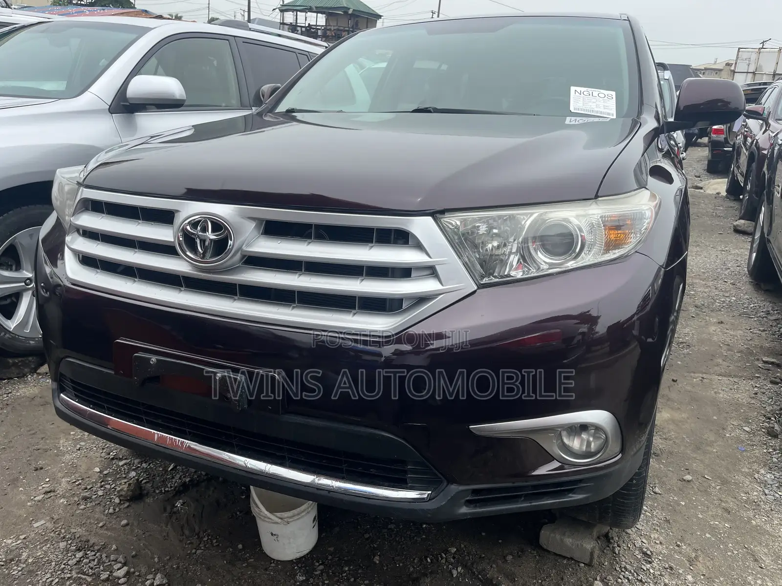 Toyota Highlander Limited 3.5l 4WD 2013 Red