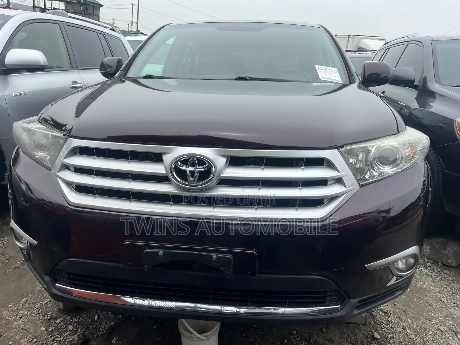 Toyota Highlander Limited 3.5l 4WD 2013 Red