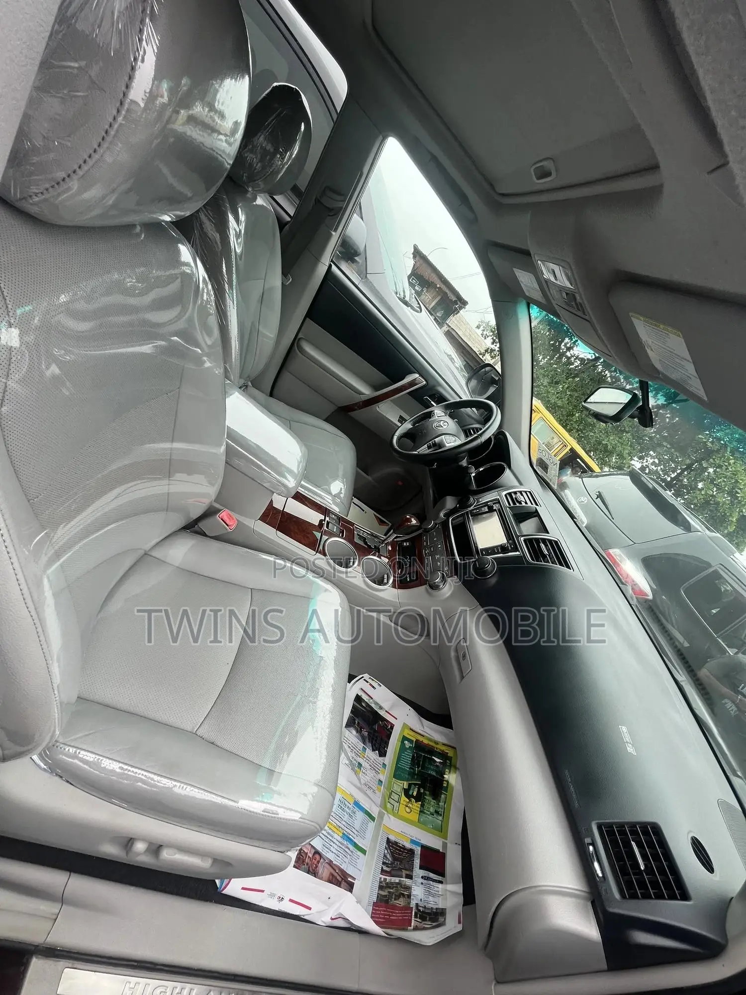 Toyota Highlander Limited 3.5l 4WD 2013 Red