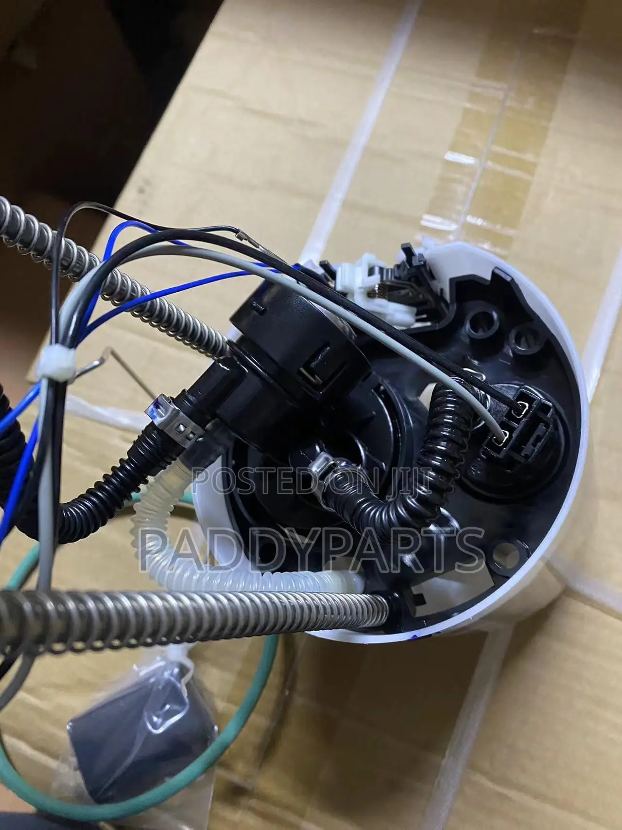 Lincoln Navigator Engine Fuel Pump 2009-2016