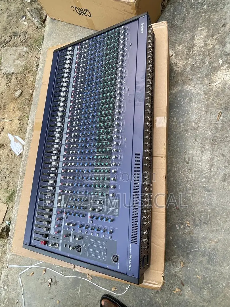 Yamaha 24 Channel Mixer