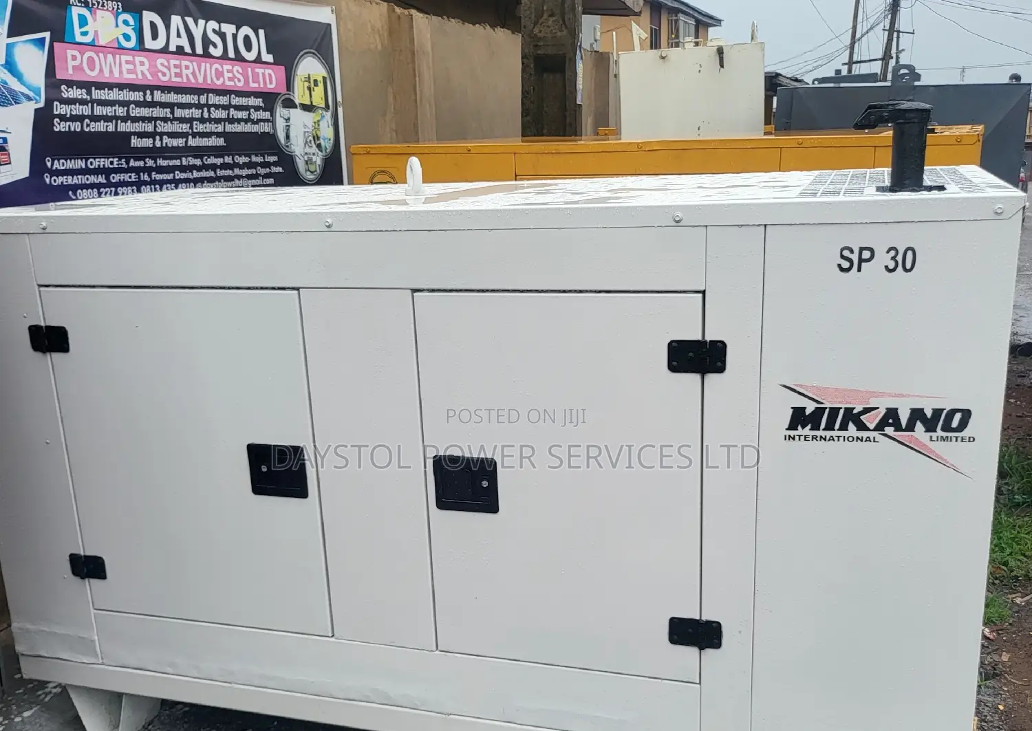 Super Clean 30kva Uk Perkins Mikano Soundproof Diesel Gen