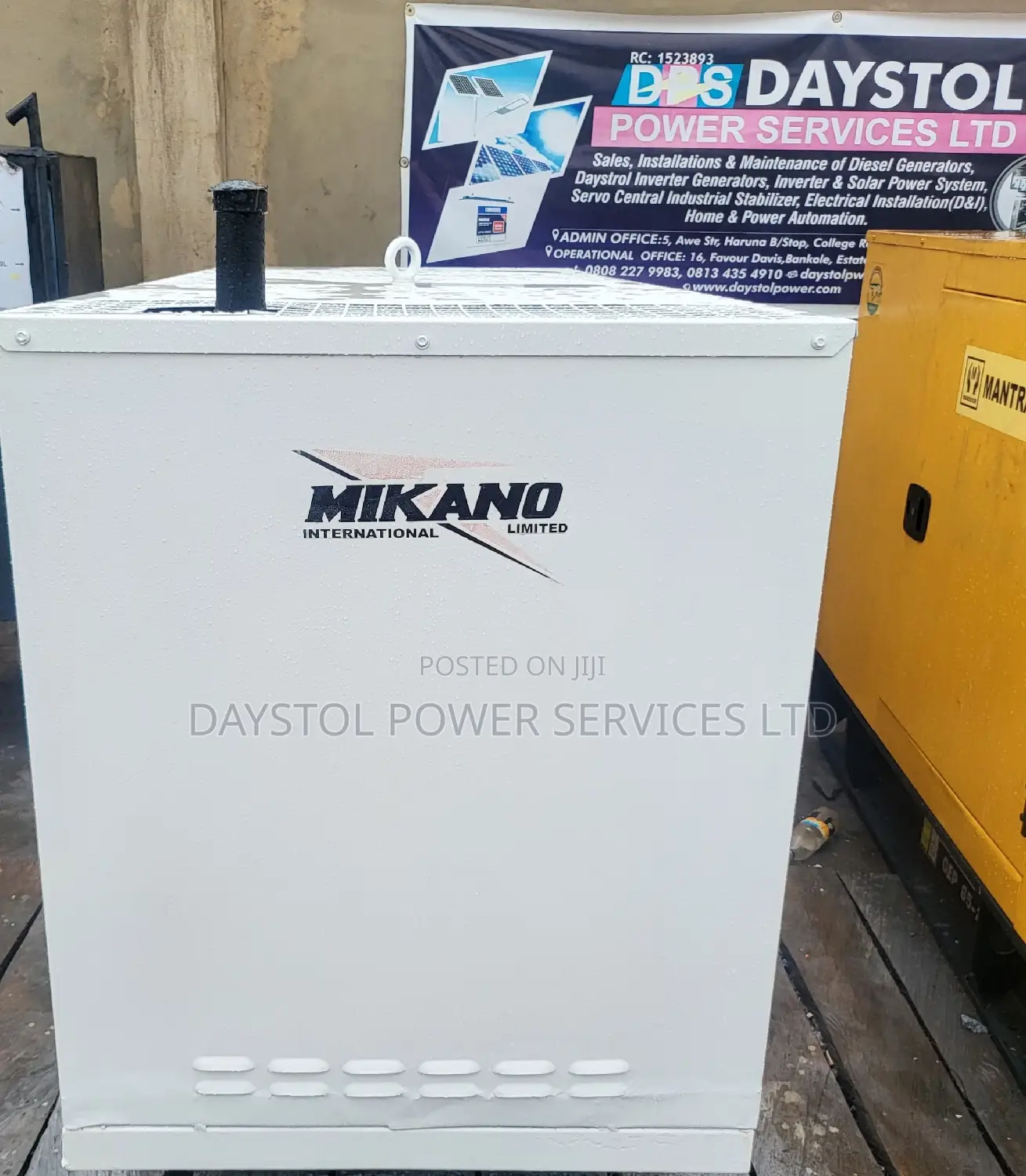 Super Clean 30kva Uk Perkins Mikano Soundproof Diesel Gen
