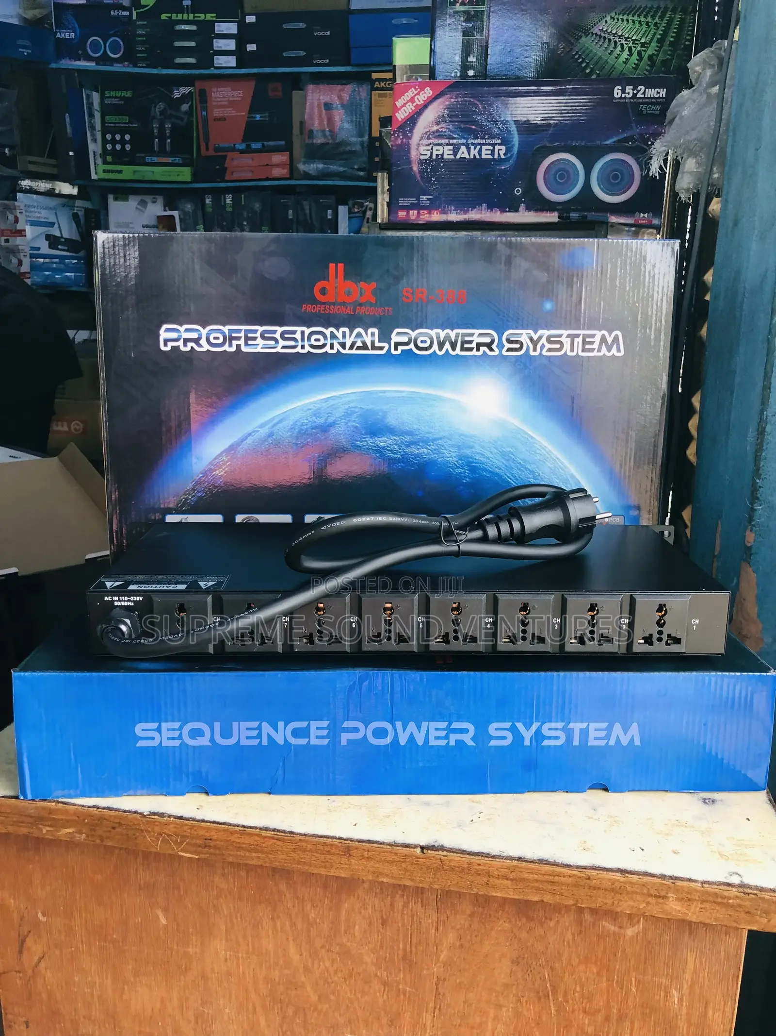 DBX Sr-388 Professional Power System