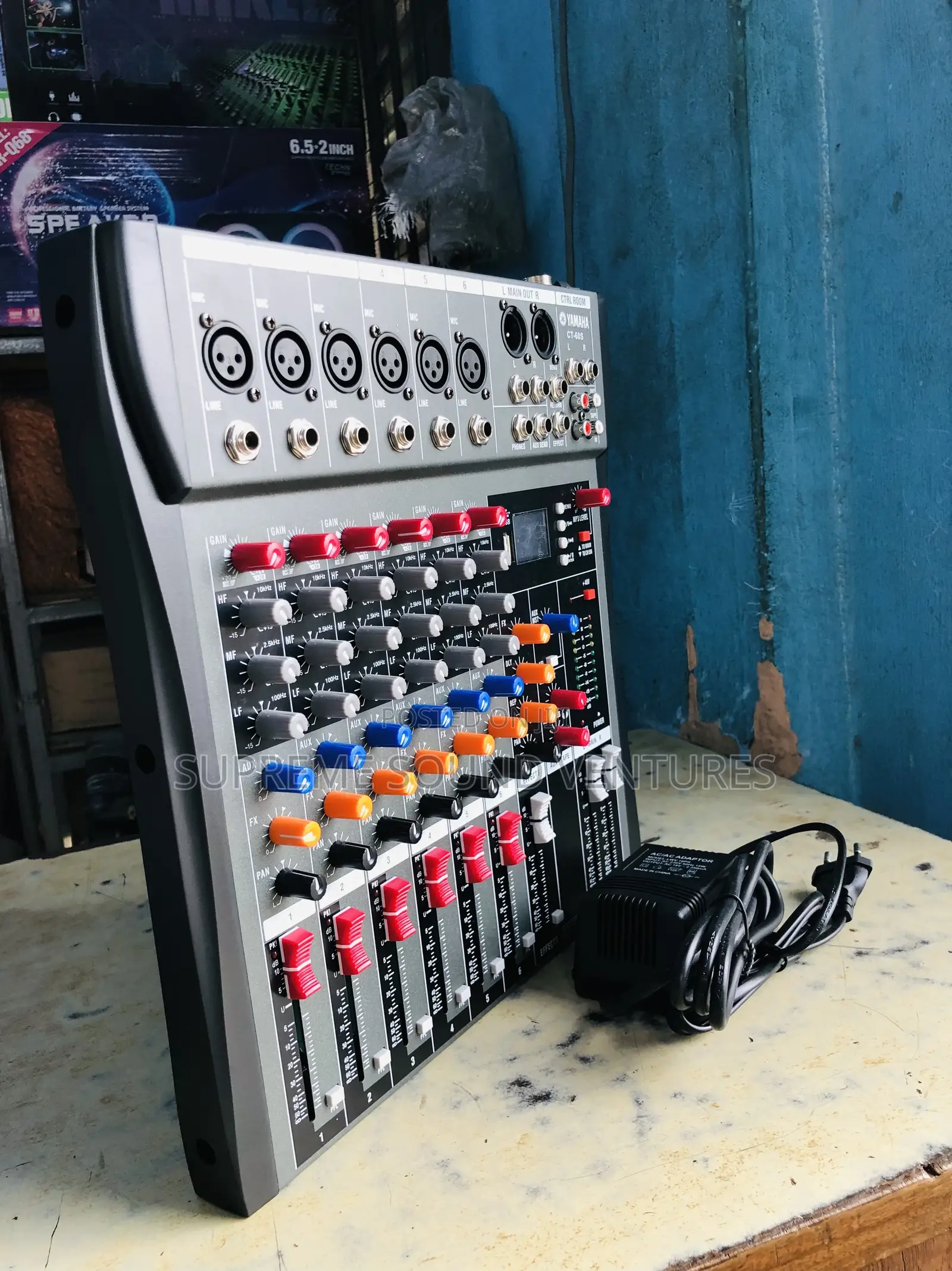 6 Channels Mixing Console