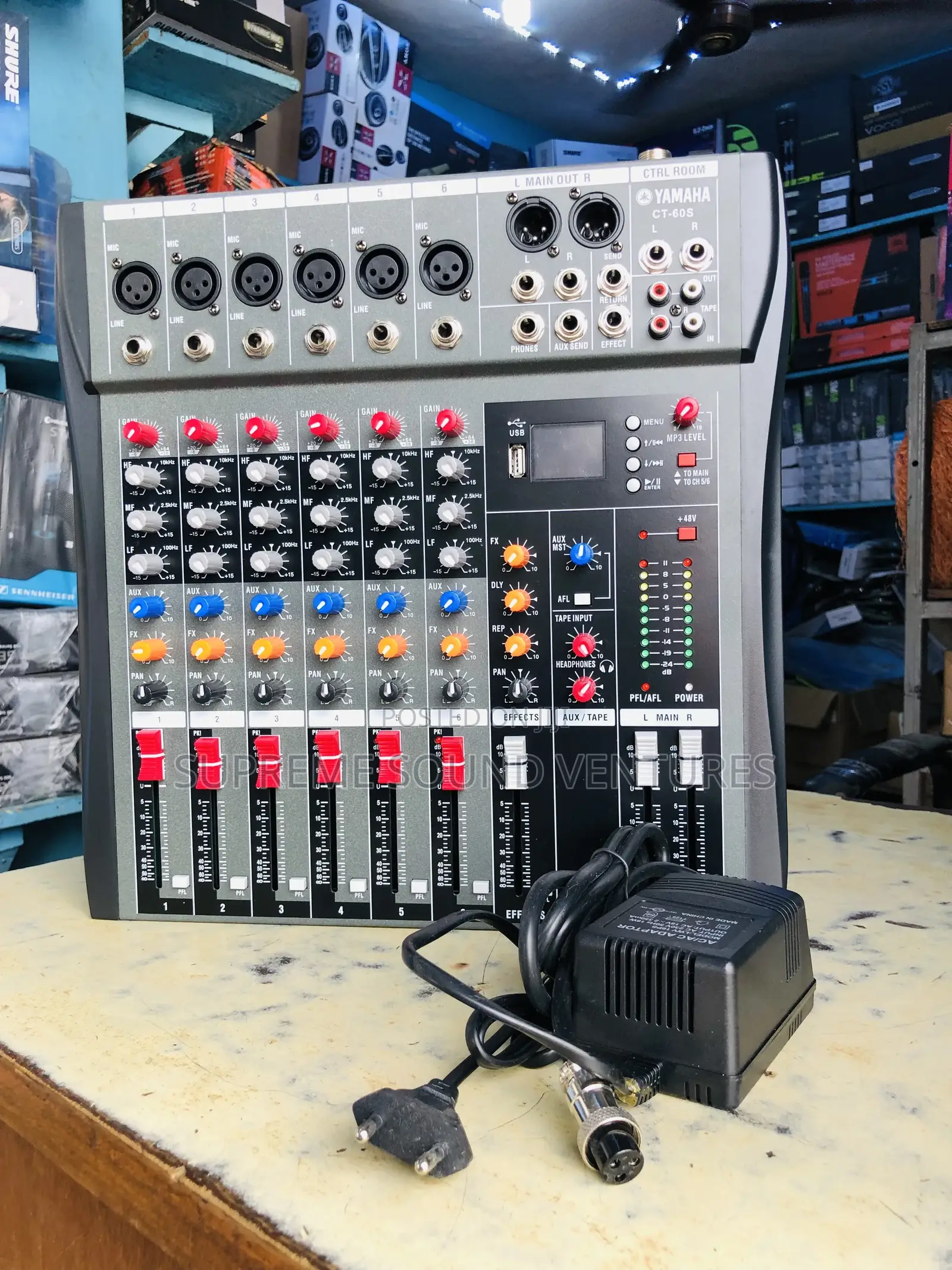 6 Channels Mixing Console