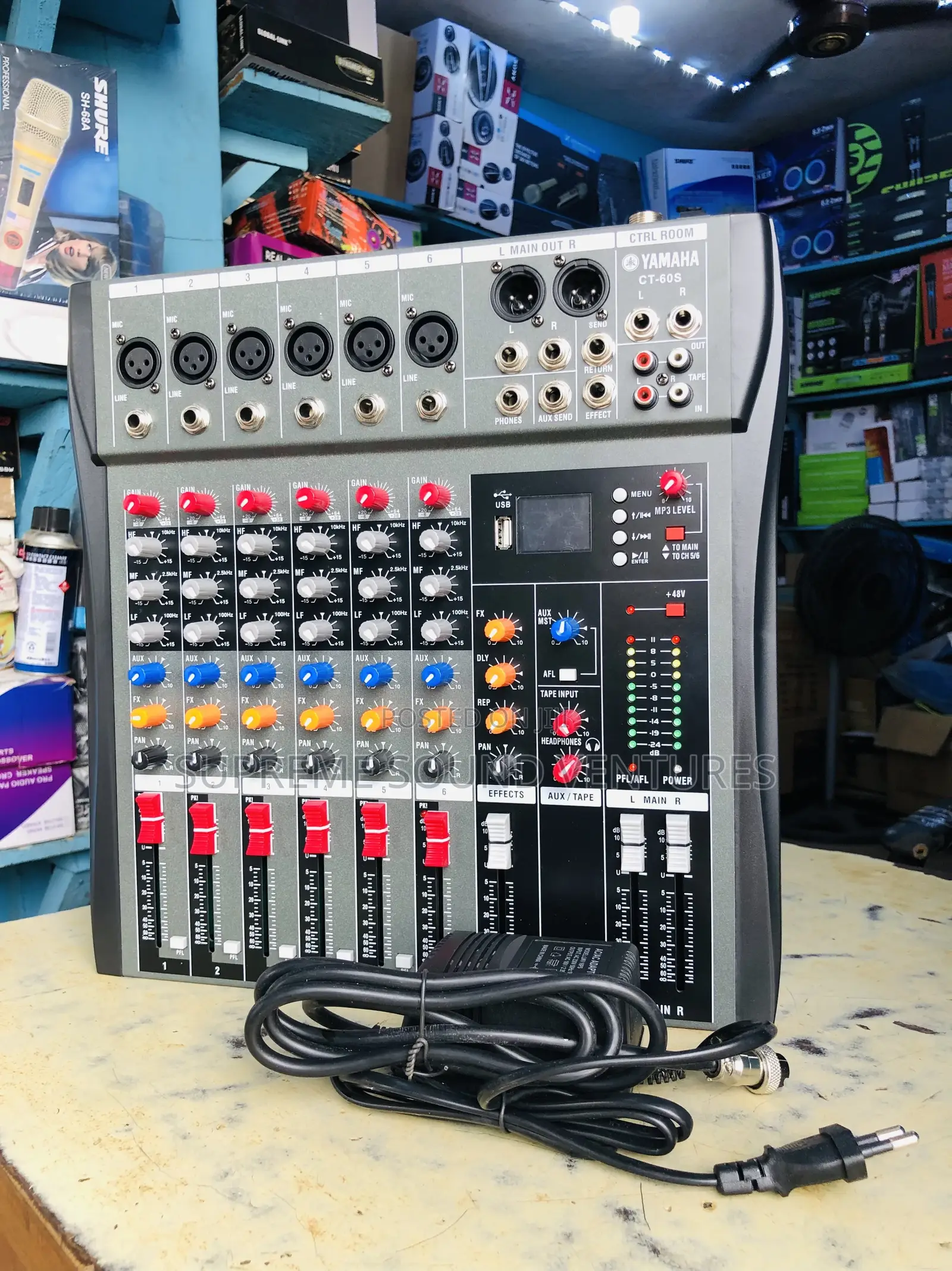 6 Channels Mixing Console