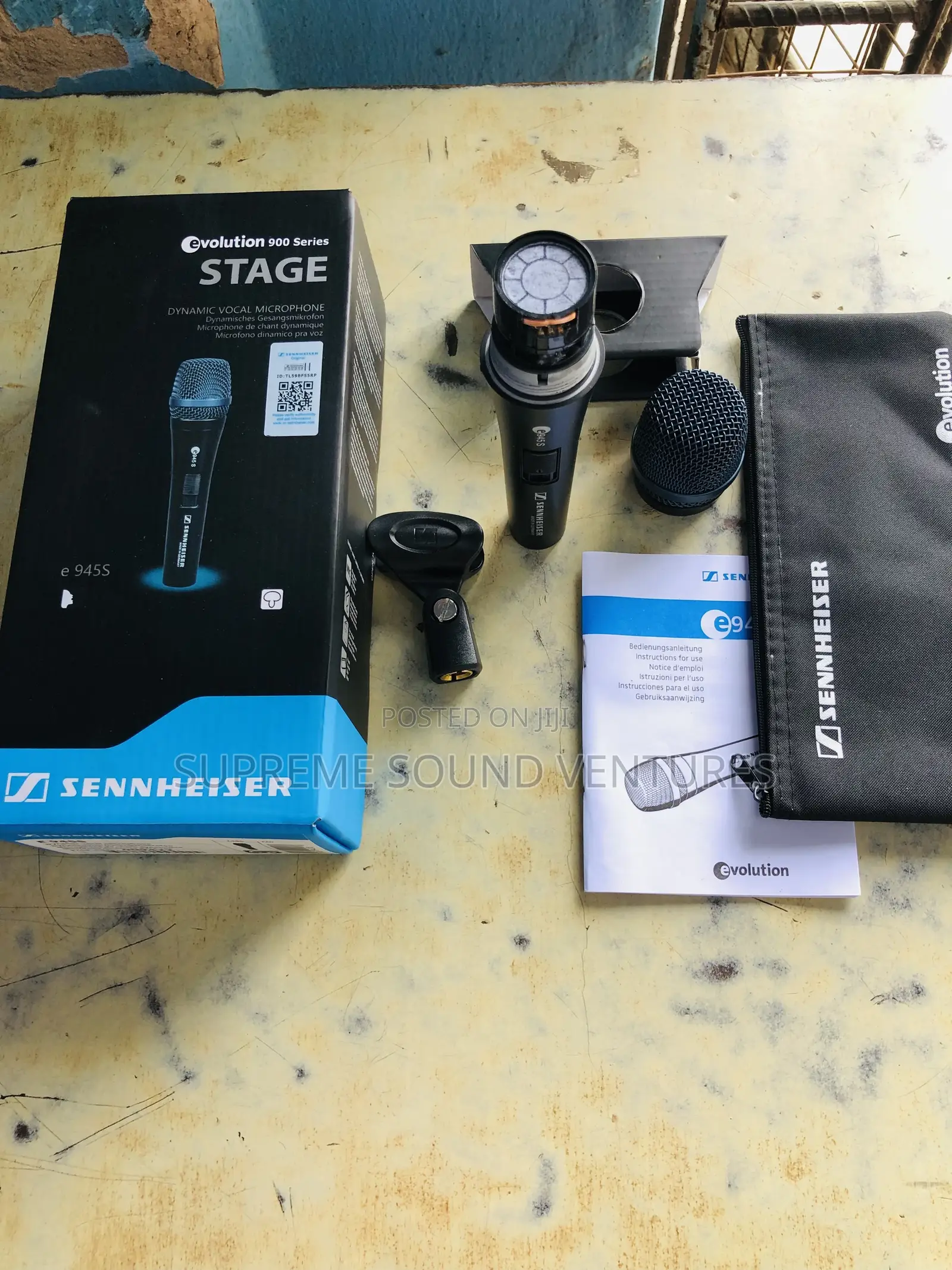 Evolution-900 Series Cord Microphone