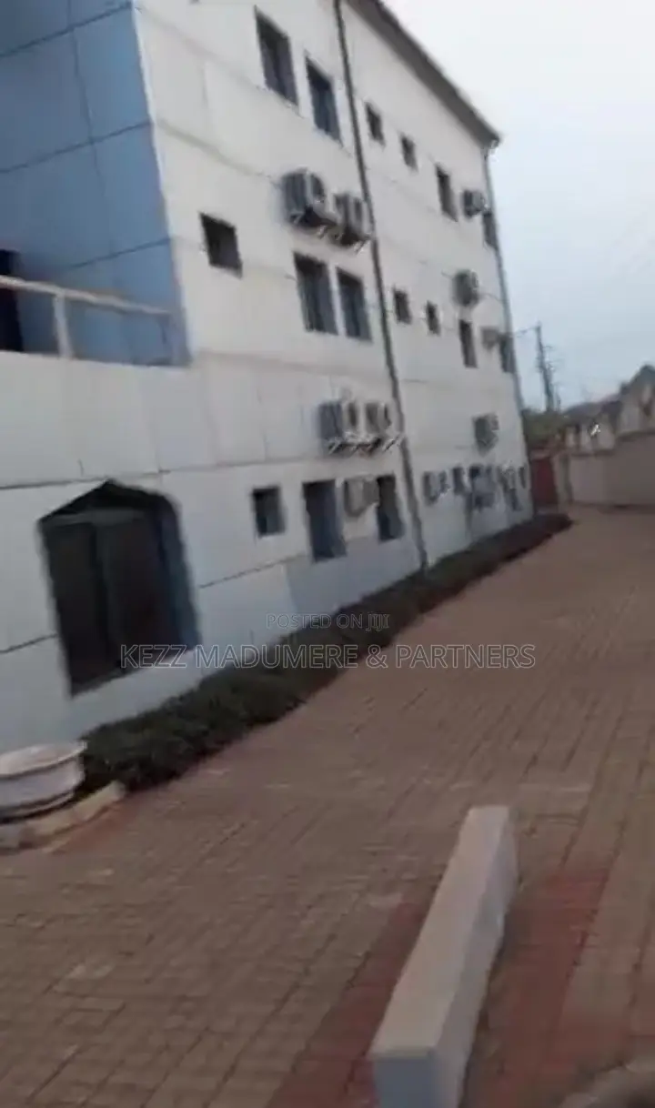 For Sale : 32 Rooms Hotel , Enugu