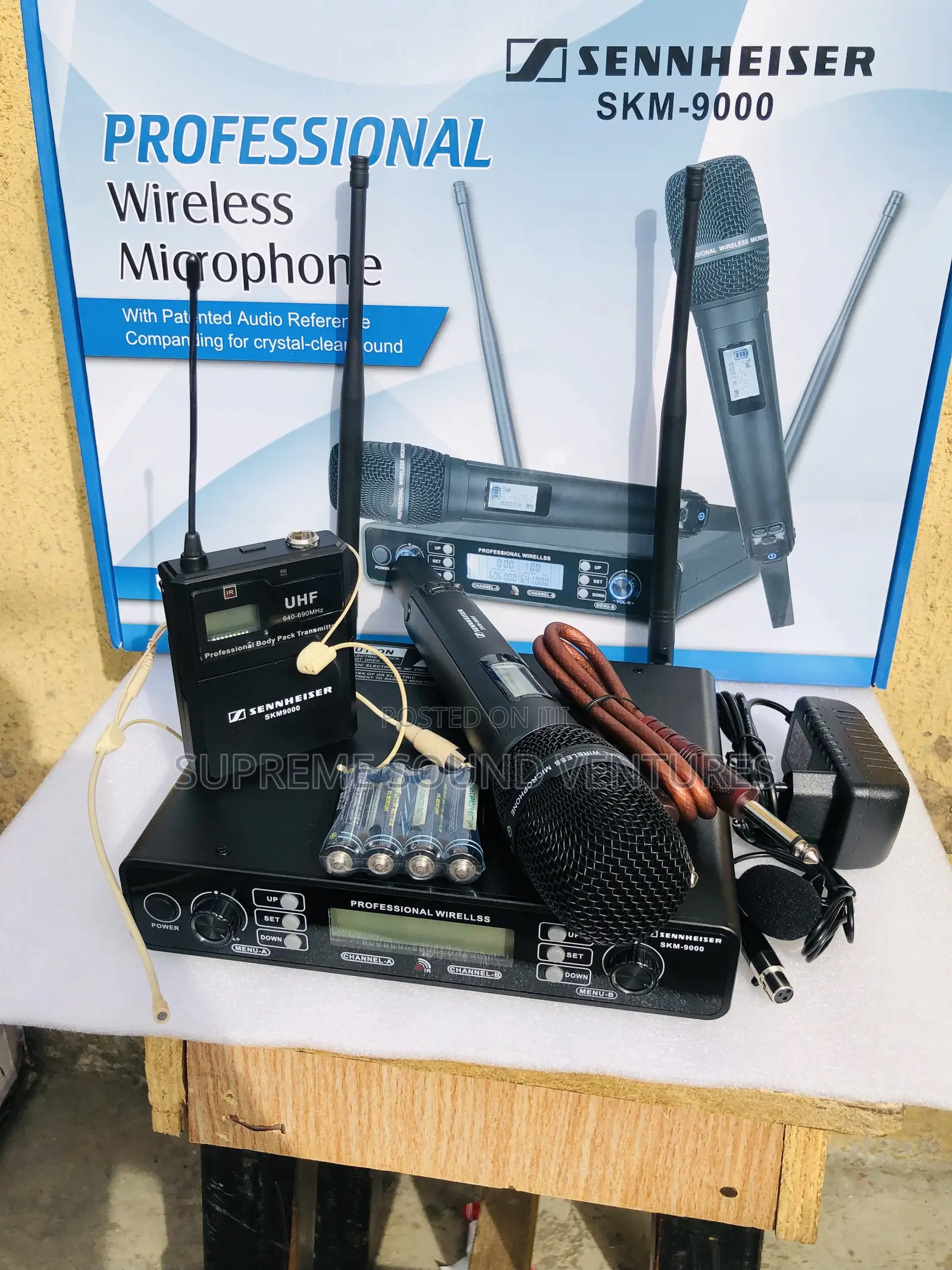 SKM9000 3 in 1 Wireless Microphone
