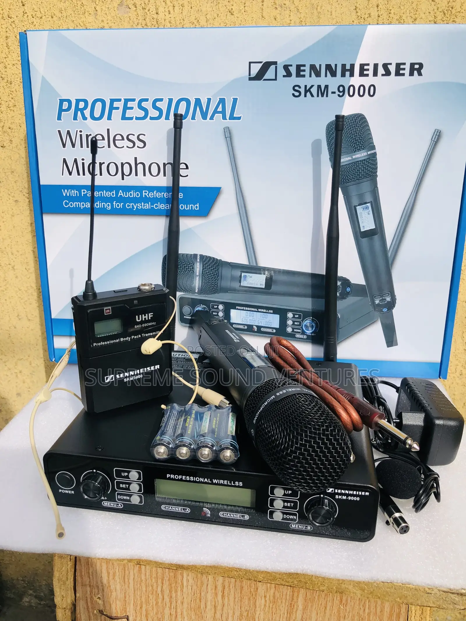 SKM9000 3 in 1 Wireless Microphone