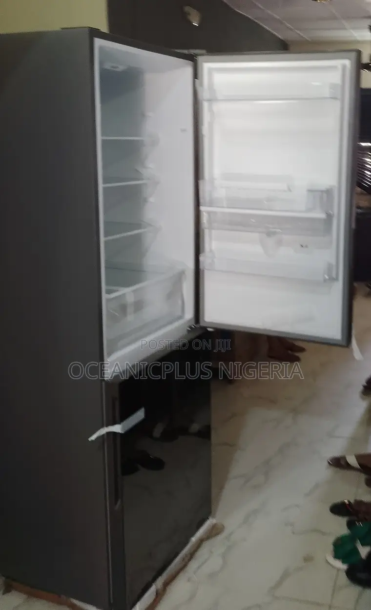 Quality Hisense Refrigerator With Double Doors (Ref 308dr)