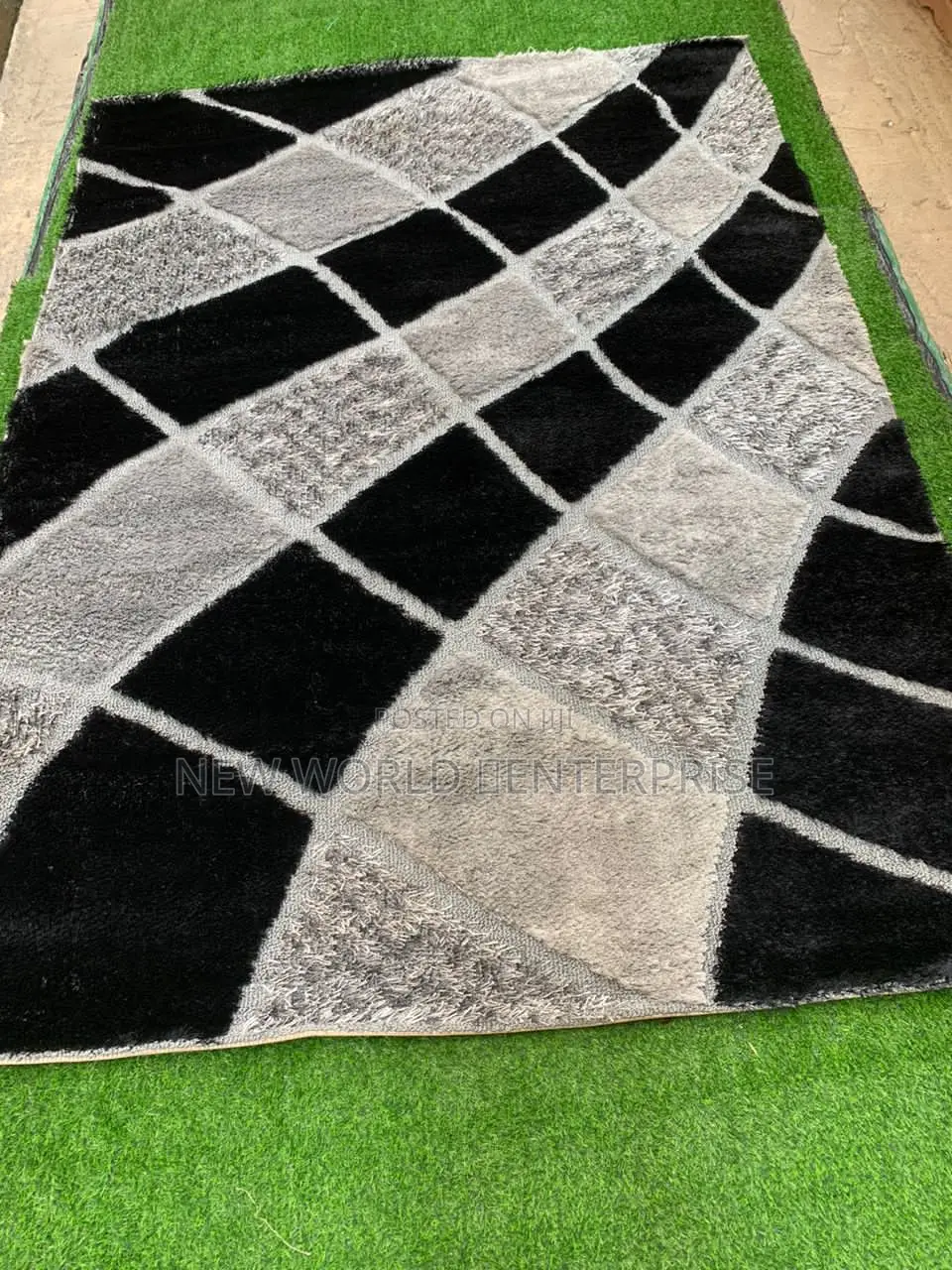 Modern Shaggy Gold Turkish Centre Rug