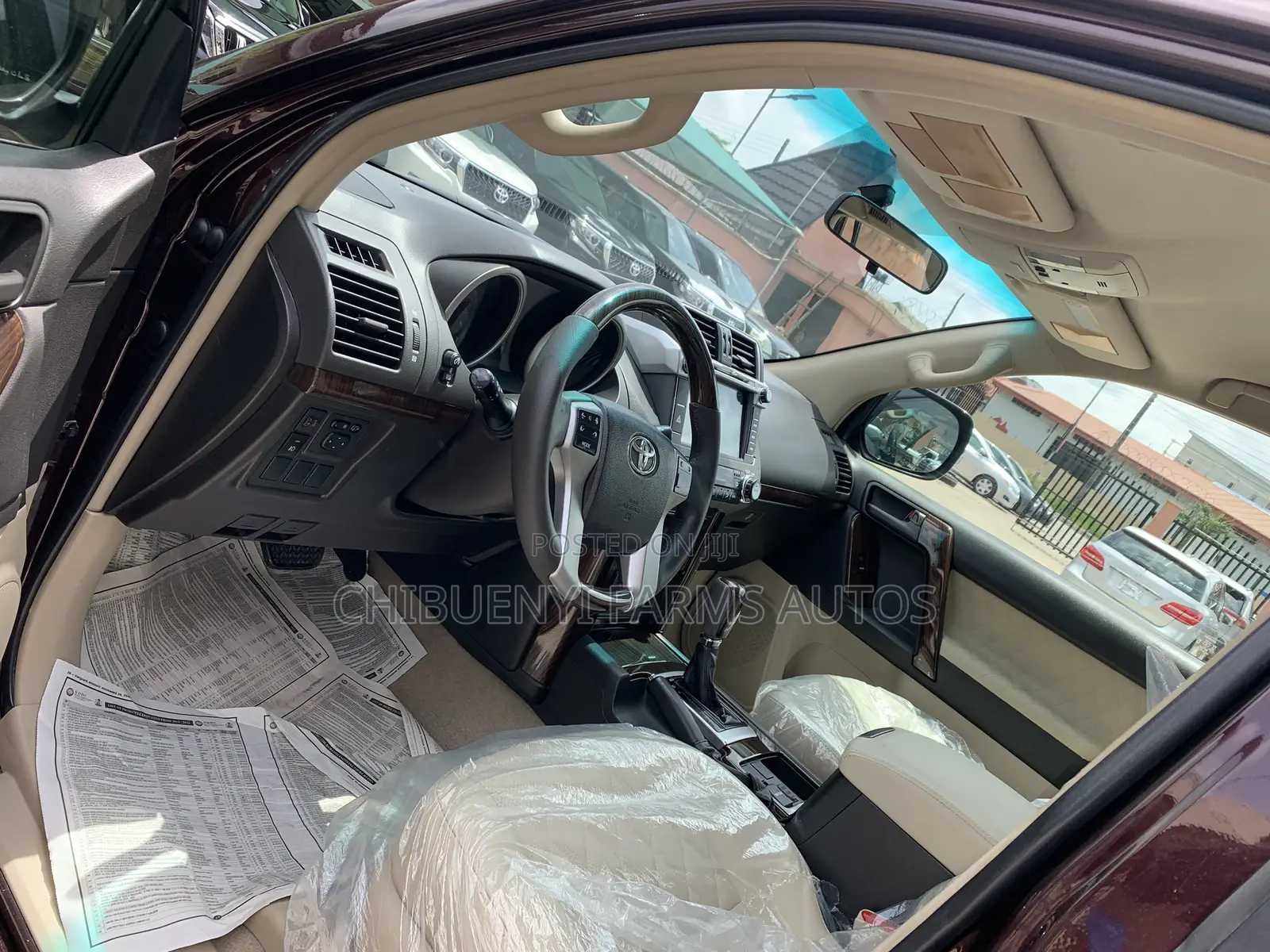 Toyota Land Cruiser Prado SV Premium 2015 Red