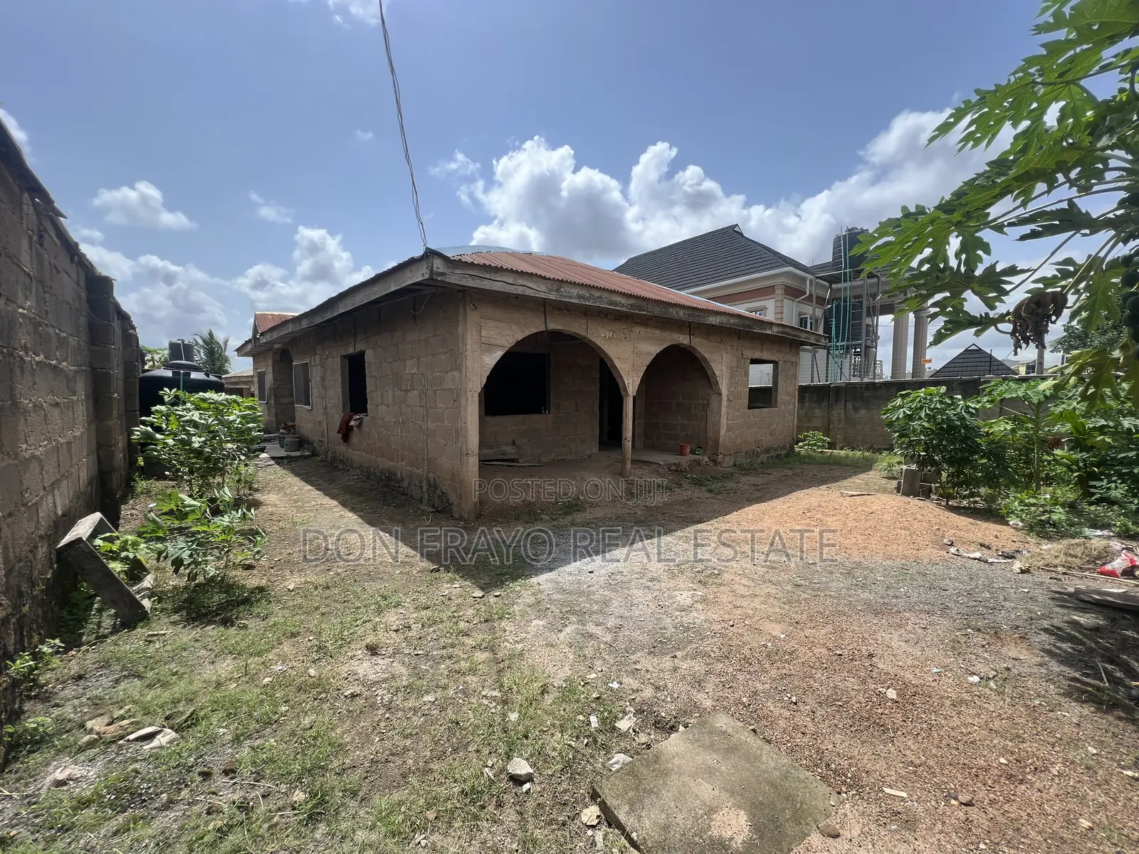 4bdrm Bungalow in Ile Tuntun Area, Idishin for sale