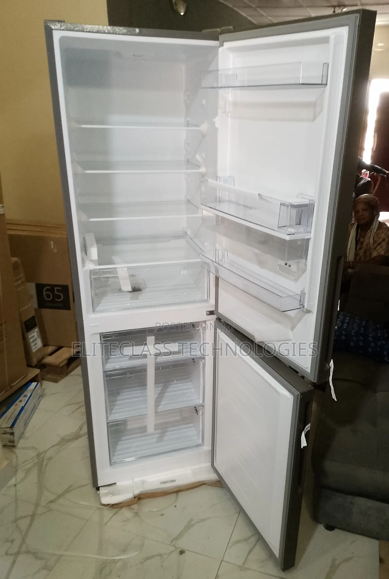 Best Selling Hisense 308DR Refrigerator 300liters.