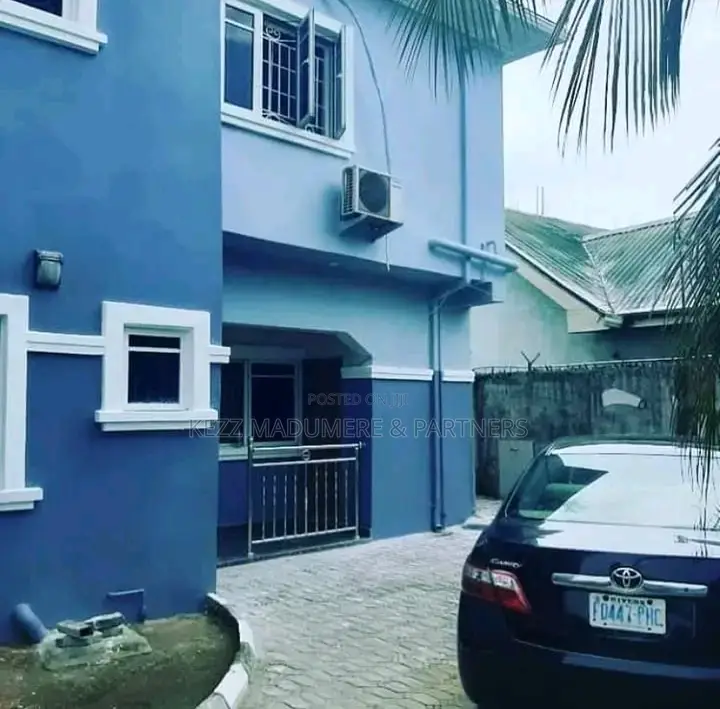 8bdrm Duplex in Sunrise Estate , for sale