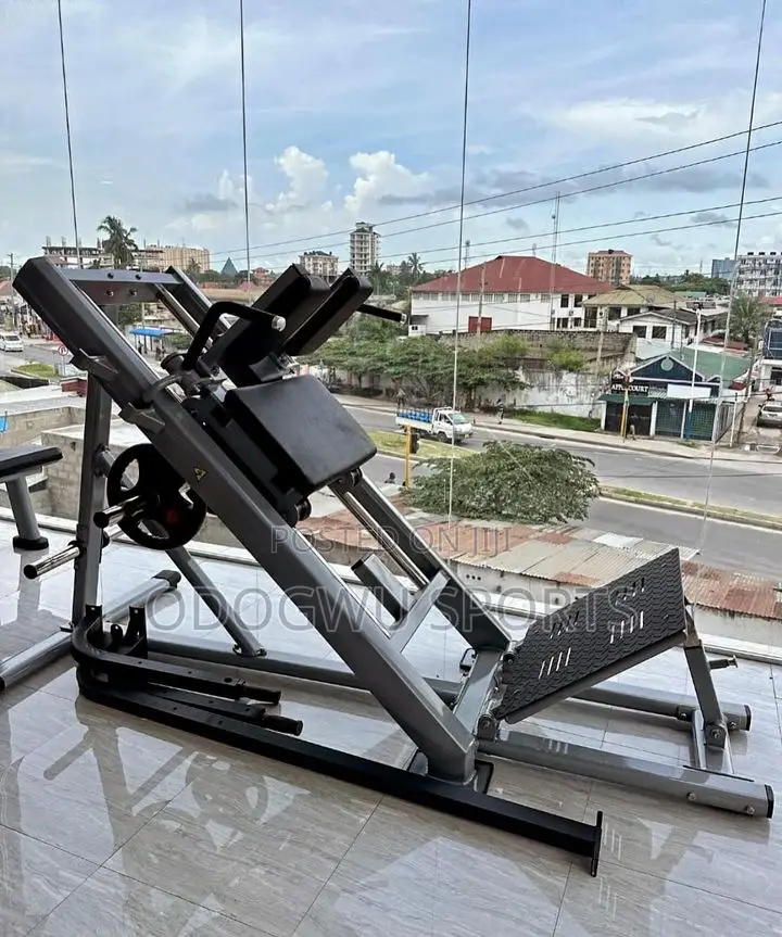 Leg Press Machine