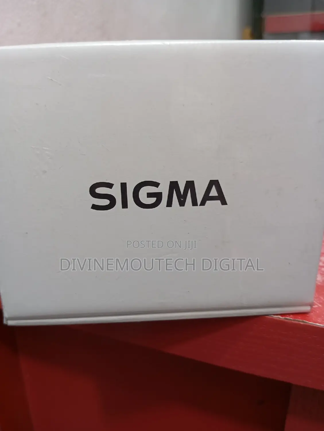 Sigma Art Lens 70-200 for Canon and Nikon Cameras