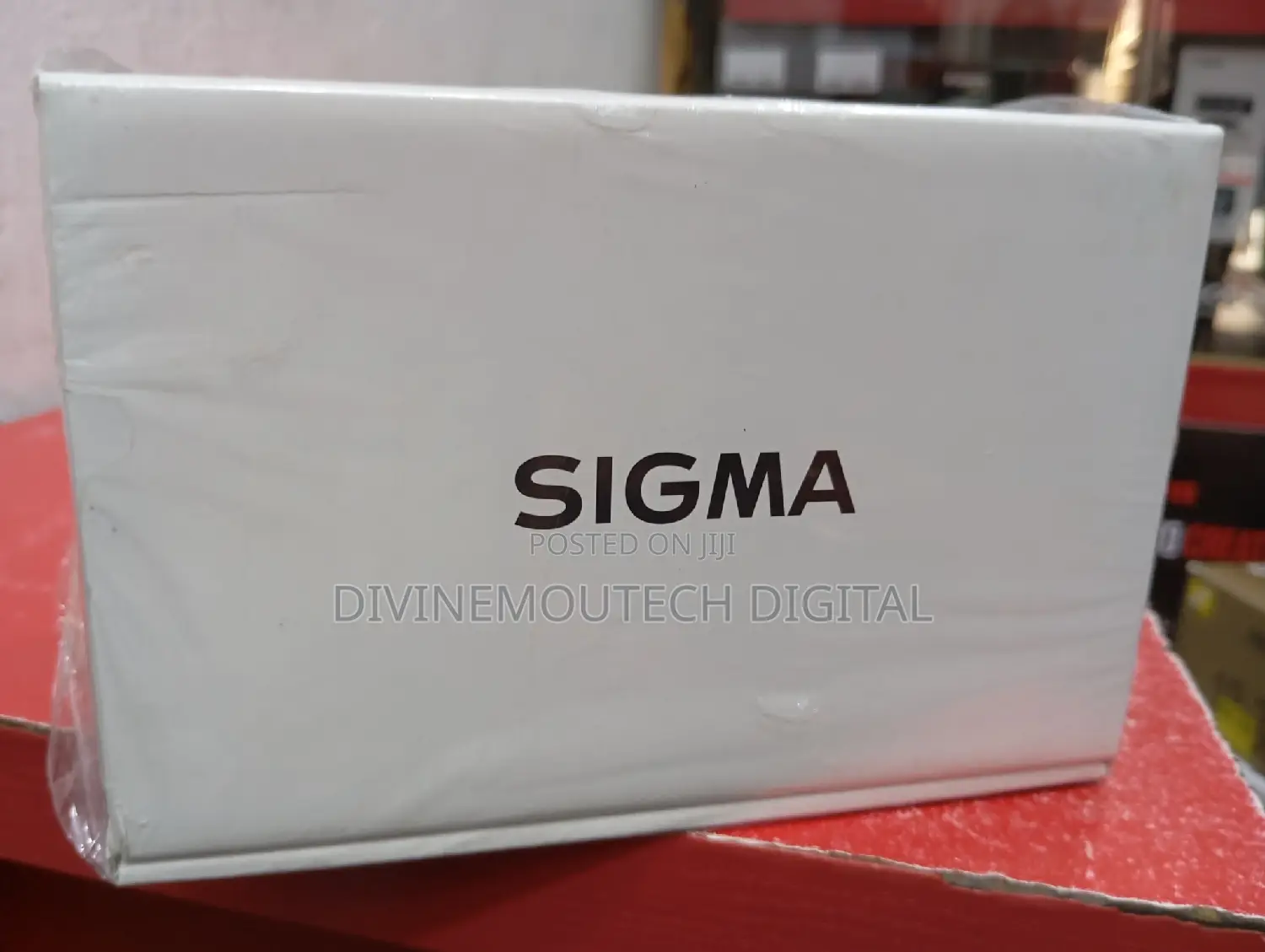 Sigma Art Lens 24-70mm F2.8 Dg