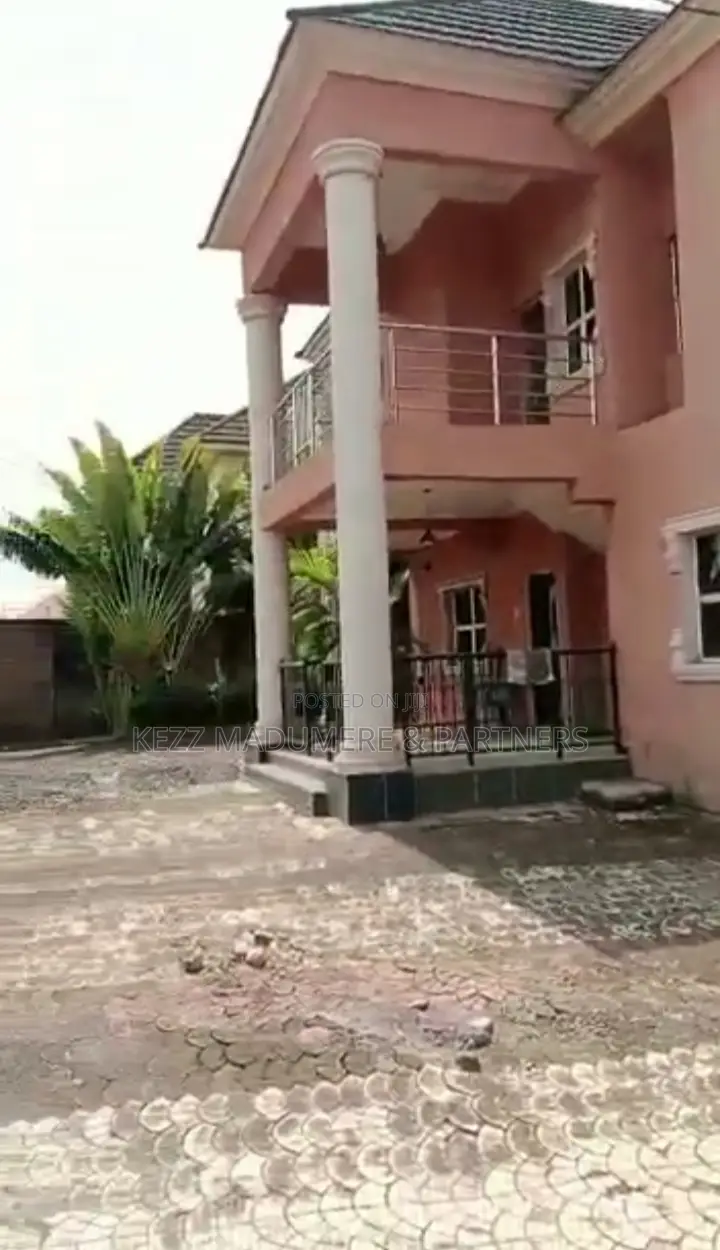 7bdrm Duplex in Trade Fare , Golf for sale
