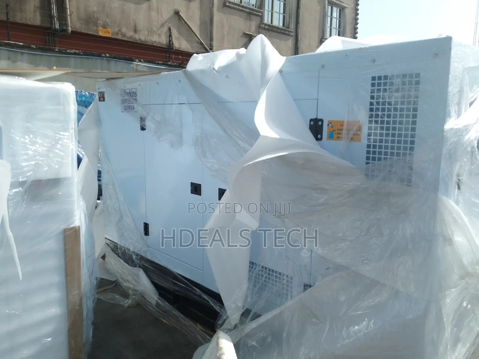 Uninterruptible 200kva Perkins Generator.