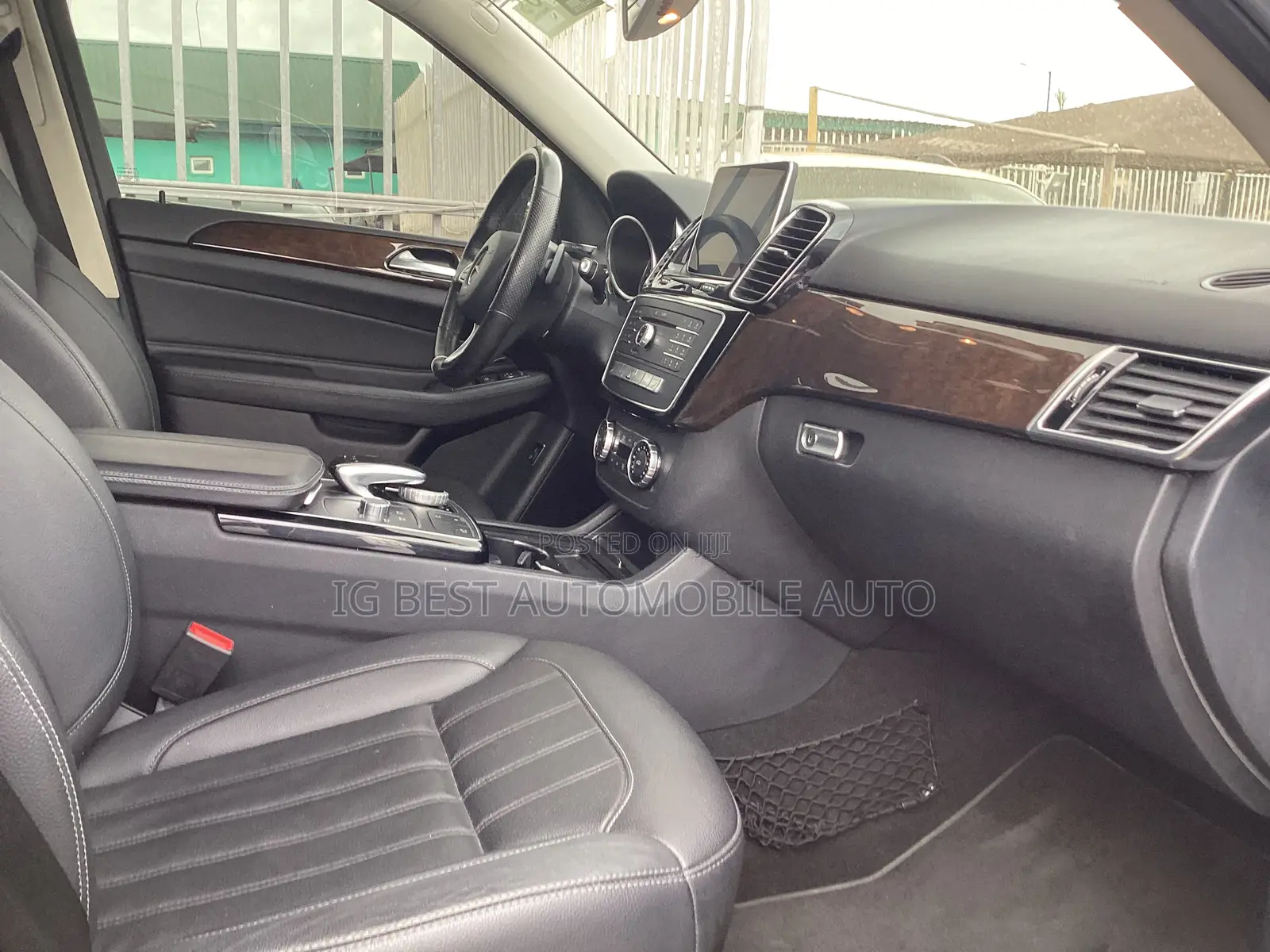 Mercedes-Benz GLE-Class 2016 Beige