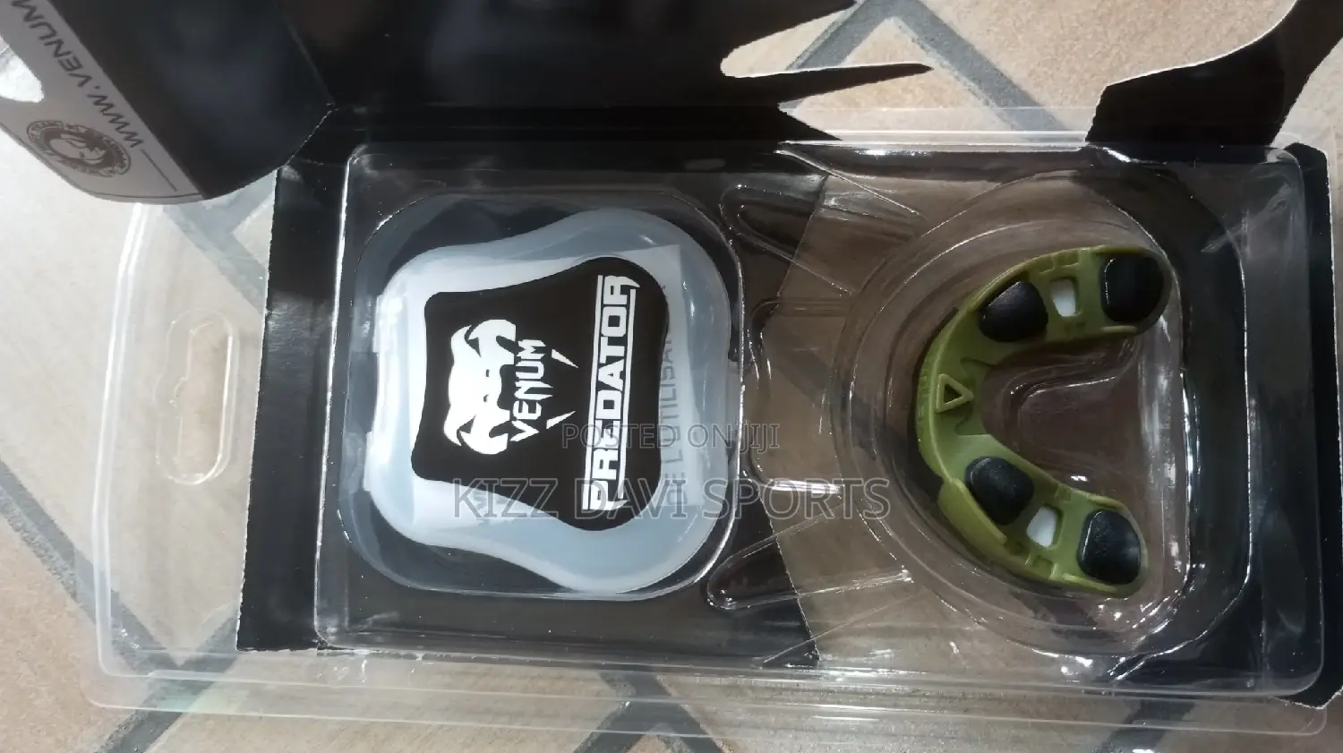 Original Boxing Teeth Guard Venum